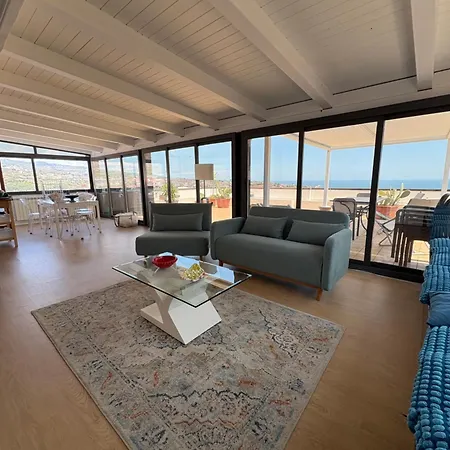 Apartment La Terrazza Su Porto Ulisse Catania